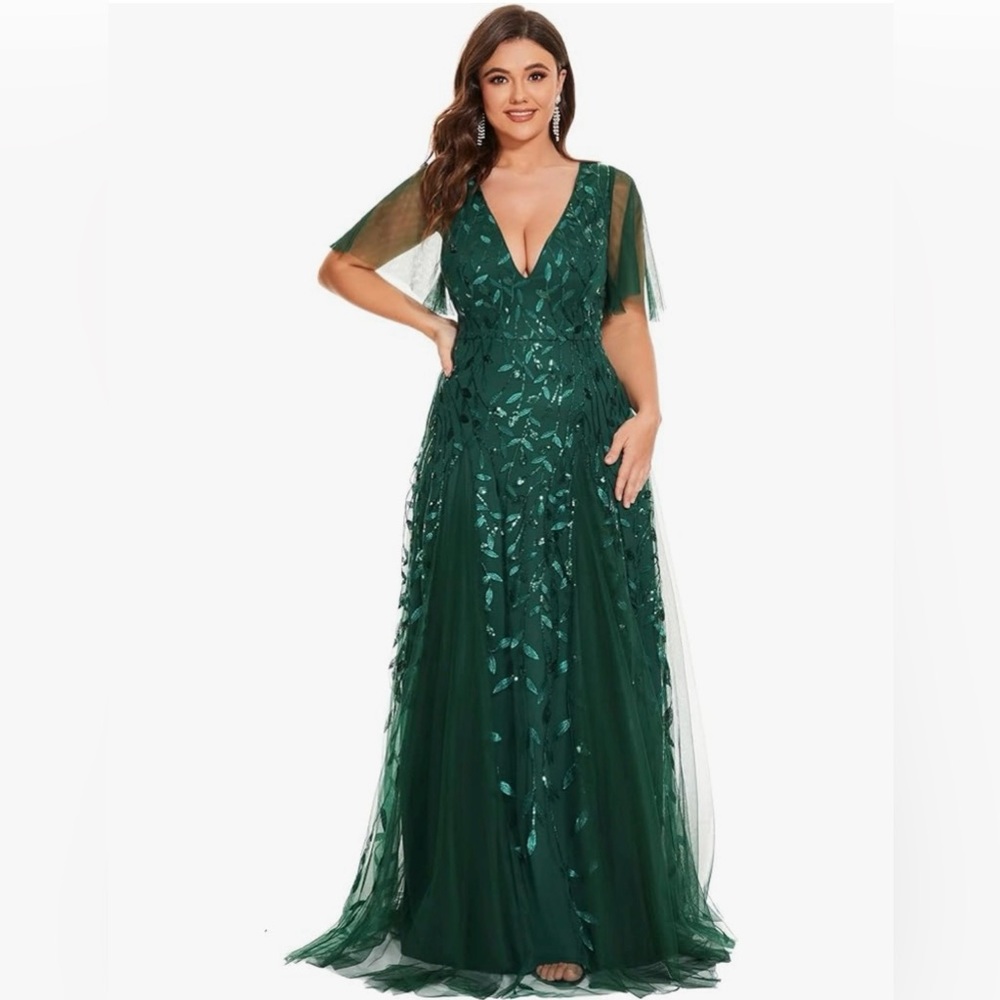 NWT Elegant Green Evening Gown NEVER WORN